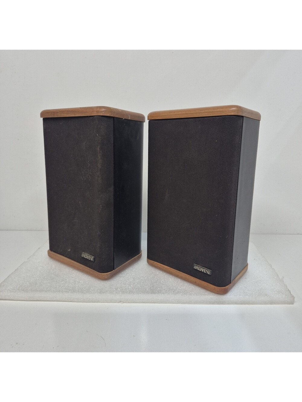 Vintage Mini Advent Wooden Bookshelf Speakers